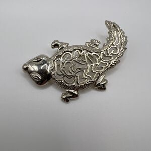 Silver Tone Lizard Brooch Open Filigree Back Boho Western Southwestern